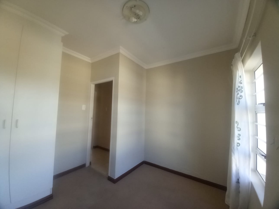 2 Bedroom Property for Sale in Beacon Bay North Eastern Cape